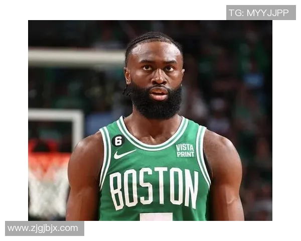 杰伦布朗引领凯尔特人崛起展现全能球技与领袖魅力 杰伦布朗引领凯尔特人崛起展现全能球技与领袖魅力