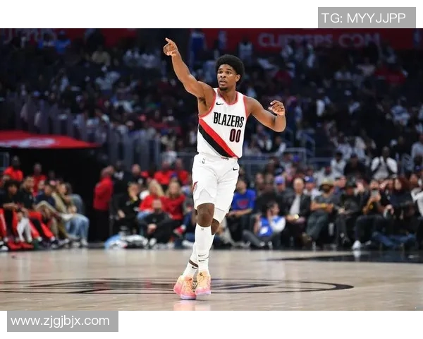 开拓者新秀赛季表现亮眼,被誉为大陆未来之星